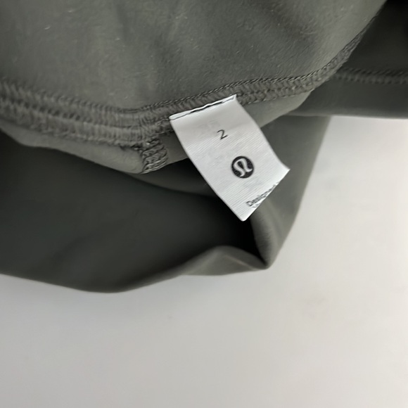 Lululemon align scallop hem - Picture 2 of 3